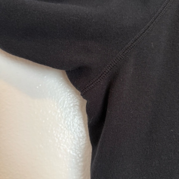 Torrid - Classic Fit Cozy Fleece Black Long Sleeve Raglan Drawstring Hoodie - 3X - Picture 4 of 8